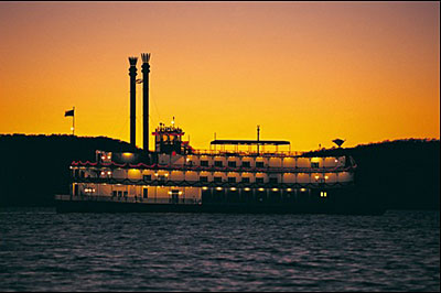 Showboat Branson Belle Dinner Cruise